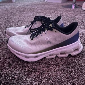 Oncloud Cloudspark running/walking shoes